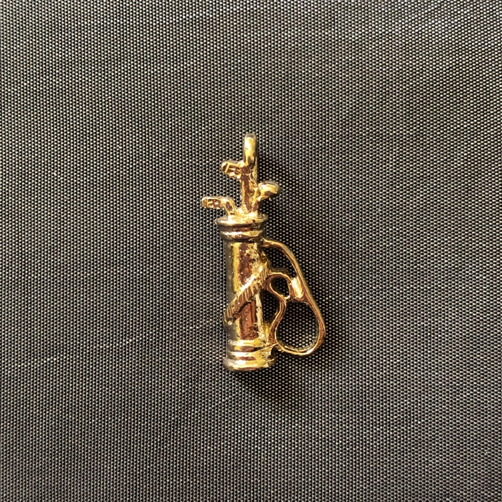 ✨Beautiful golf clubs golden charm✨